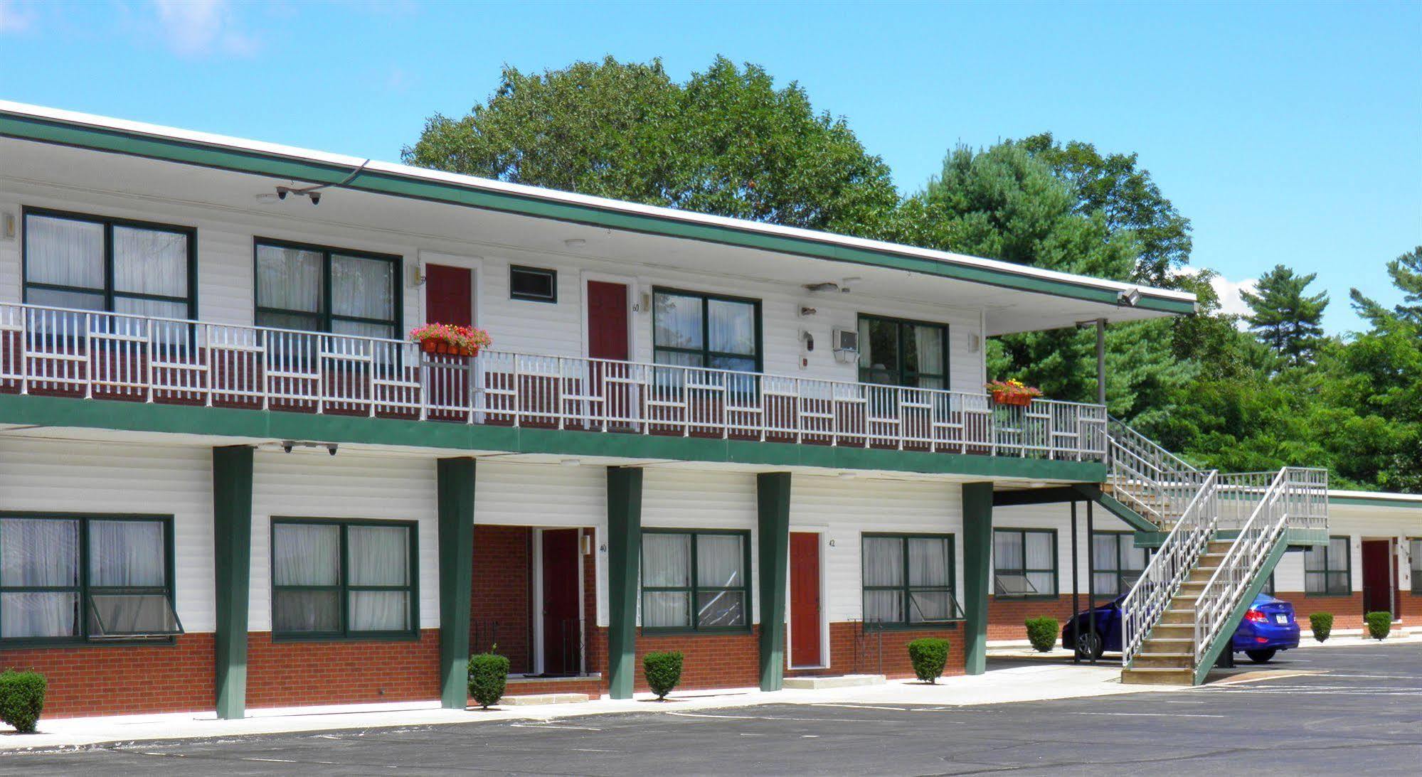 Travelers Inn Брансуик Экстерьер фото