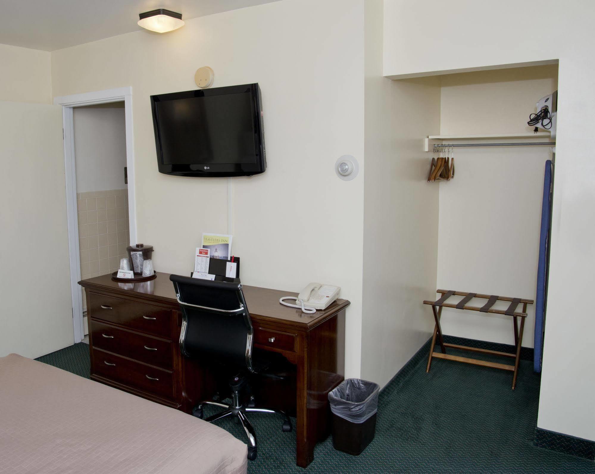 Travelers Inn Брансуик Экстерьер фото