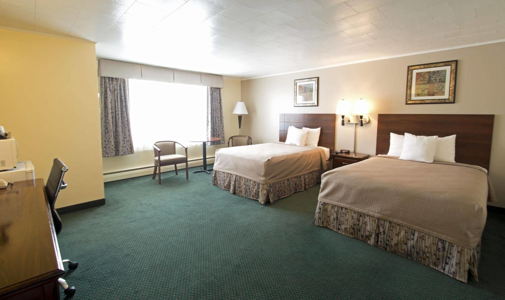 Travelers Inn Брансуик Экстерьер фото