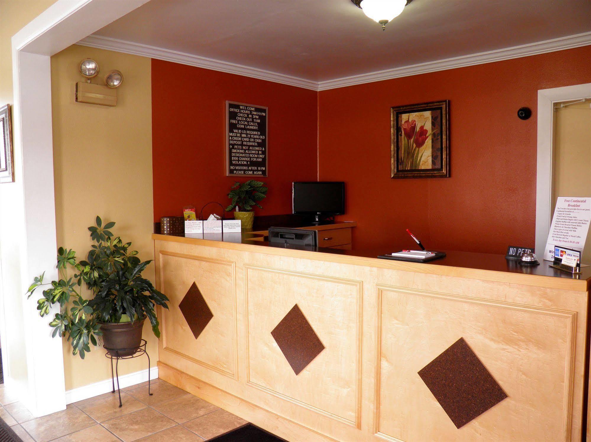 Travelers Inn Брансуик Экстерьер фото