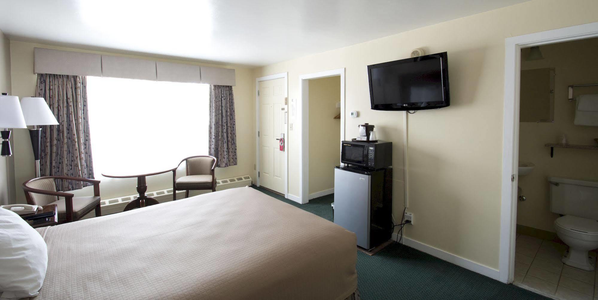 Travelers Inn Брансуик Экстерьер фото